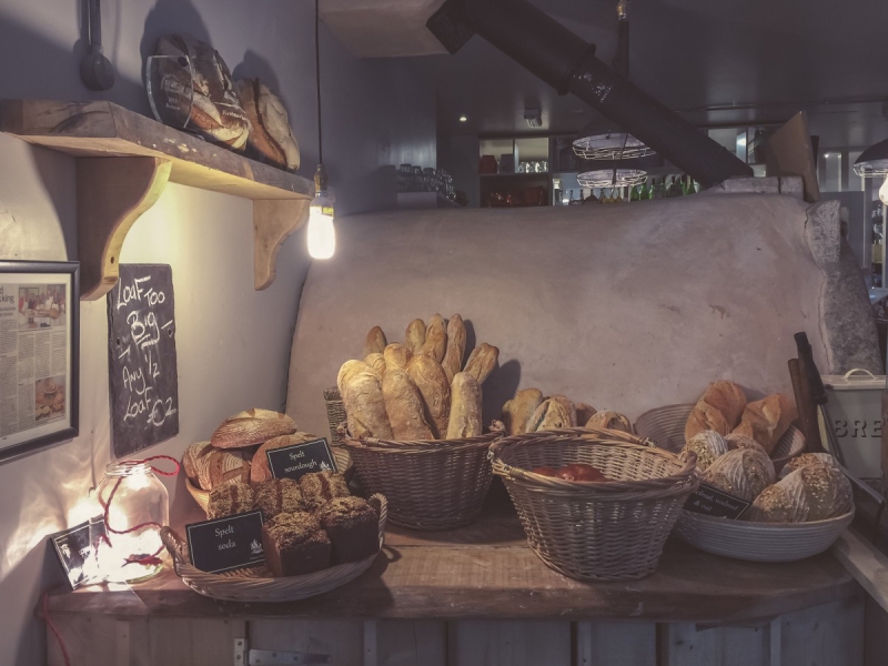 boulangerie-LA CROIX SUR ROUDOULE-min_boulangerie