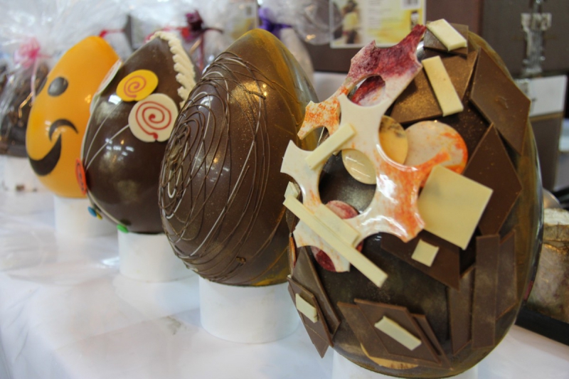 boulangerie-LA CROIX SUR ROUDOULE-min_chocolate_factory_eggs_easter-897028